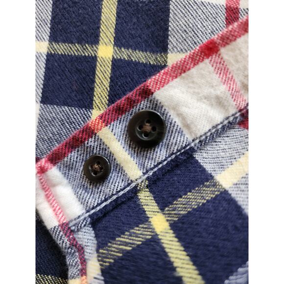 LL Bean Men's Large Plaid Long Sleeve Light Flannel Shirt - Picture 4 of 6